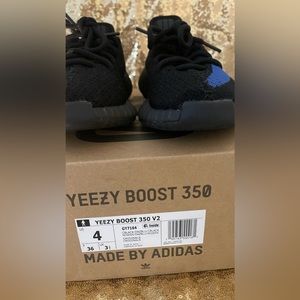Adidas Yeezy 350 V2 Dazzling Blue 4M/5.5 Women